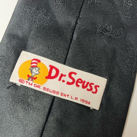 Vintage Dr. Seuss silk Cat in the hat tie - Picture 6 of 8